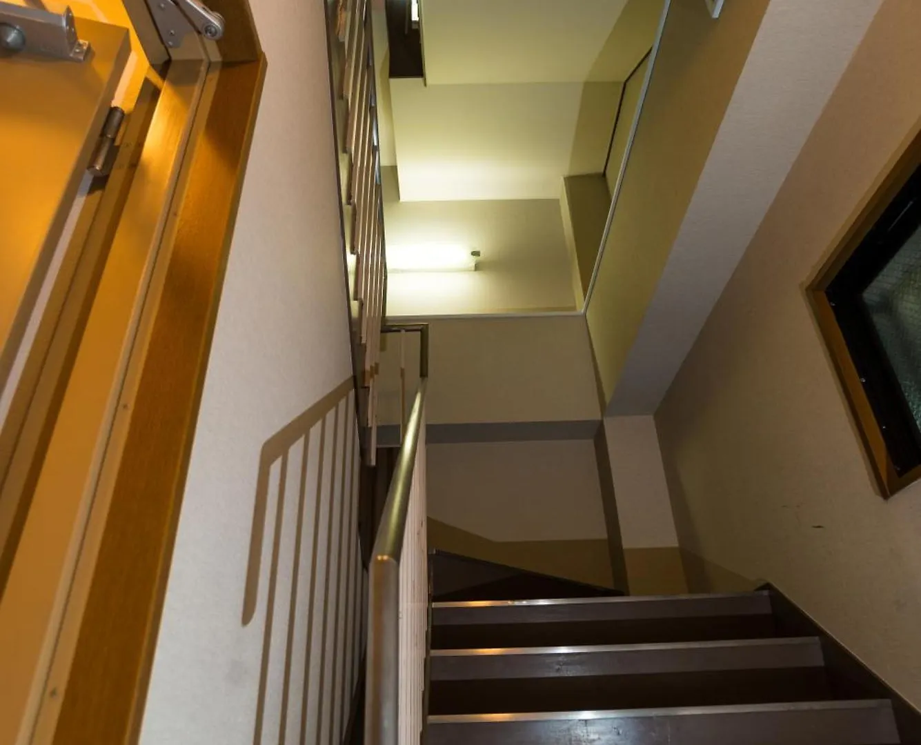 Apartment Wings Lodge Osaka Japan