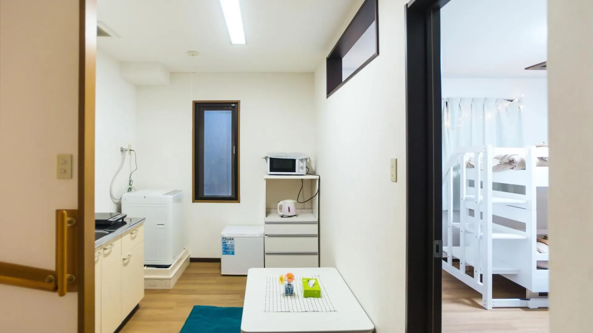Wings Lodge Osaka Apartment