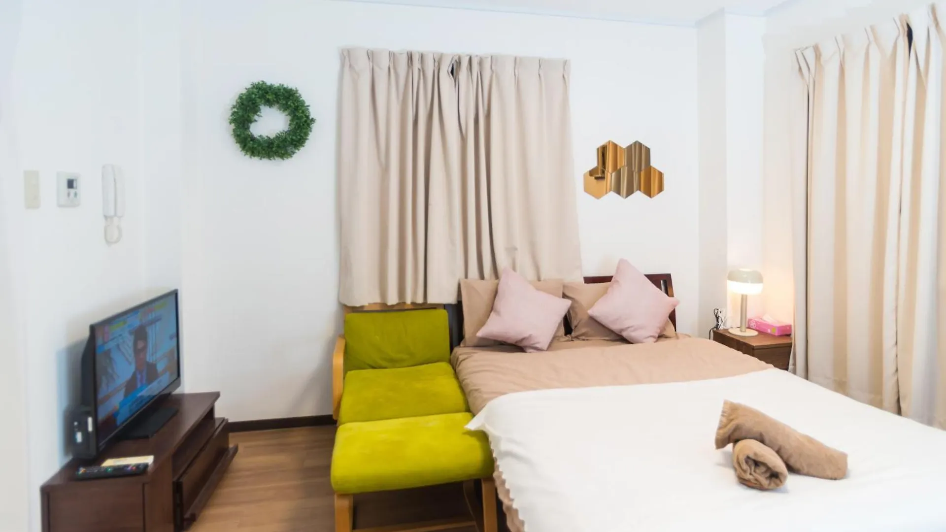 Wings Lodge Osaka