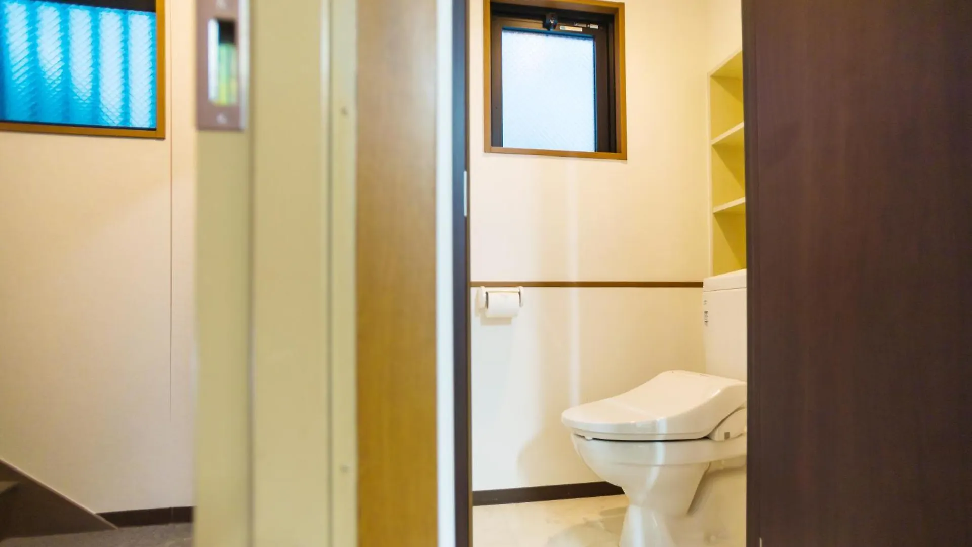 Wings Lodge Osaka